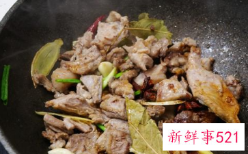 牛肉炖土豆怎么炖好吃又烂