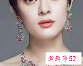 30岁剪什么发型显年轻