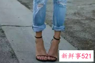 搭配牛仔裤的女鞋