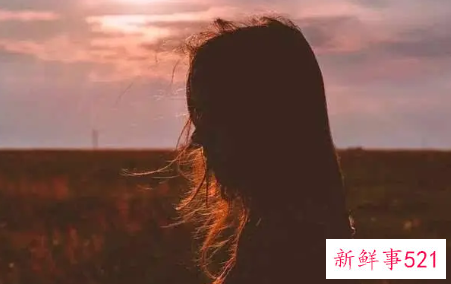 女人梦见情人给我钱什么意思