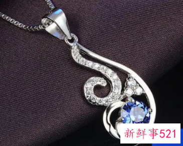 摩羯女适合戴什么