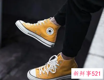 高帮帆布鞋搭配