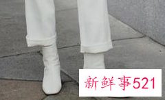 女宽松直筒裤配什么鞋子好看