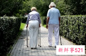 我国正式进入老龄化社会