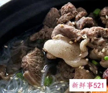 羊肉白菜粉条煲的做法