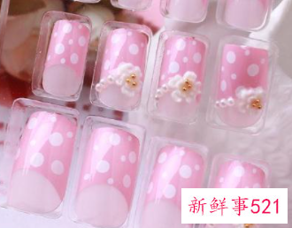 贴片美甲对指甲有伤害吗