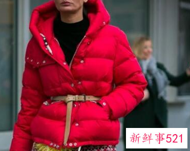 羽绒服怎么穿好看显身材