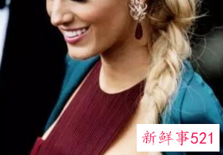 30岁剪什么发型显年轻