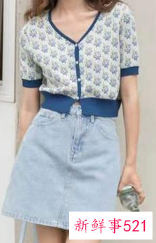 现在女孩子穿什么衣服好看