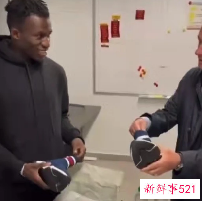 穆里尼奥兑现承诺送吉安800欧新鞋