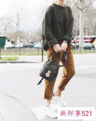 小白鞋西裤搭配