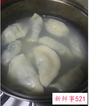 煮水饺用热水还是冷水的