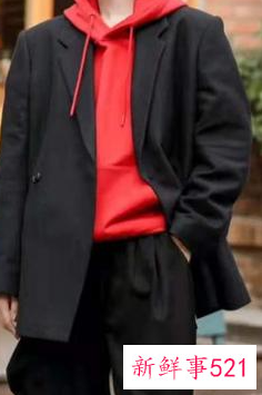 现在女孩子穿什么衣服好看