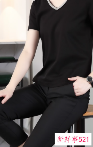 黑色t恤搭配什么鞋子好