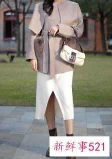 长裙靴子怎么搭配