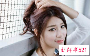 已婚女人看见已婚男人脸红