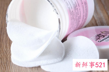 卸妆巾该怎么用