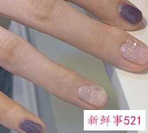 女生什么颜色指甲好看