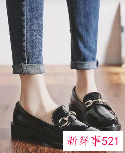 豆豆鞋配什么裤子好