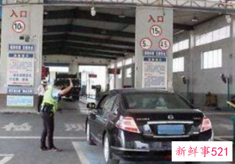 怎么知道年审到期