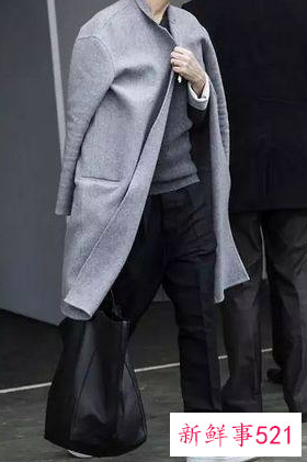 小白鞋西裤搭配