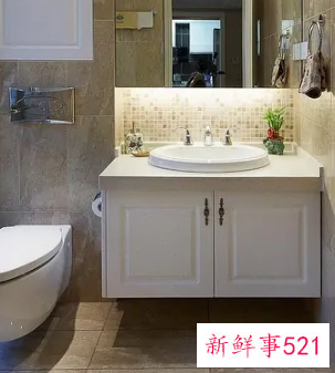 小区厕所没窗户怎么办