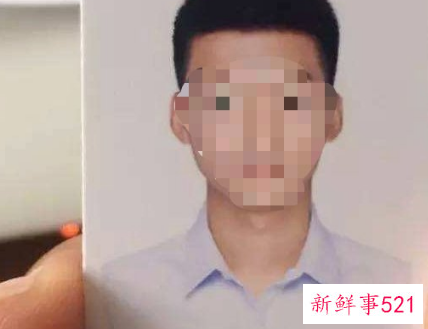 驾驶证照片能穿红色衣服吗