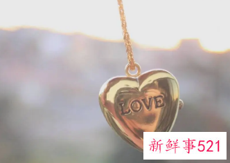 怎样哄女孩开心的话