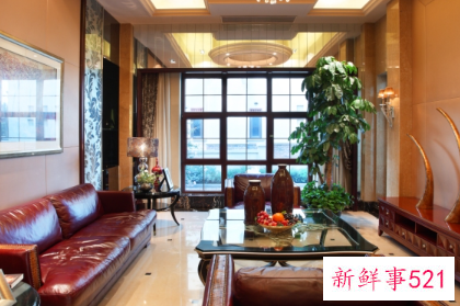 外面凉快房间里热怎么办