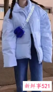 女人穿什么样的羽绒服