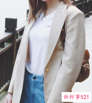 30岁女人减龄穿搭2022