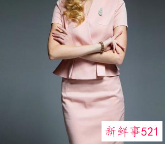 霸气职场女性着装图片