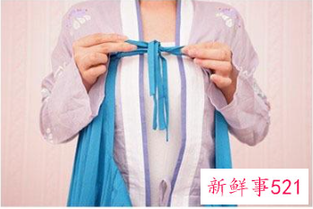 唐制齐胸襦裙怎么穿
