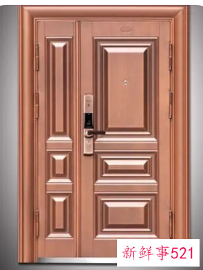 正东入户门缺角