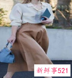 杏色裙子配什么上衣