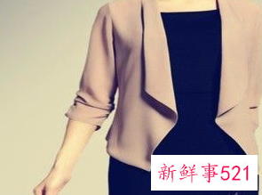 50岁女阔腿裤的穿搭