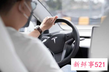 28万特斯拉撞一下要修20万