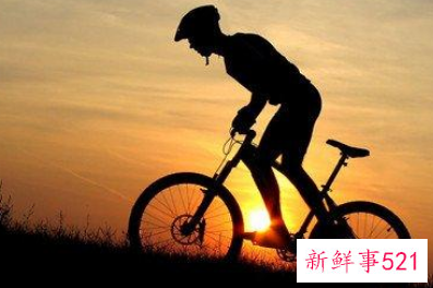 梦见骑自行车上坡很吃力