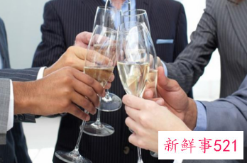 领导带着去应酬的真相