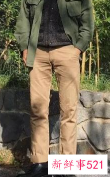 工装上衣搭配什么裤子