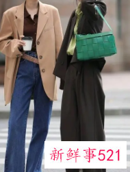 直筒裤配什么外套好看