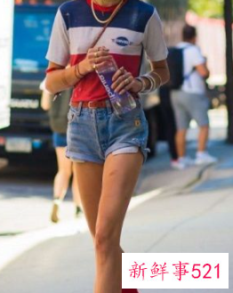 上身胖下身瘦适合穿什么衣服