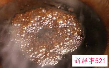 腊肠牛腩煲仔饭的做法