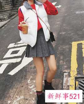 杏色裙子配什么上衣