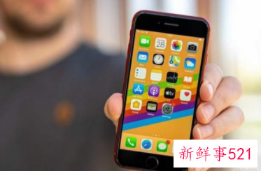用户称iPhone SE3存在莫名重启现象