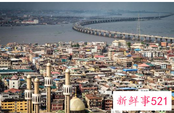 沙特考虑用人民币结算对华石油贸易