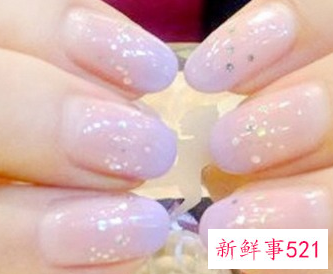 光疗甲片怎么卸掉