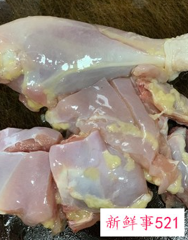 海参和花胶炖鸡汤的做法