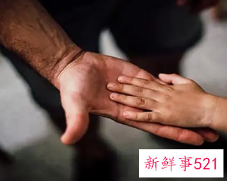 梦到被老爸追着打