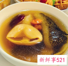 海参和花胶炖鸡汤的做法